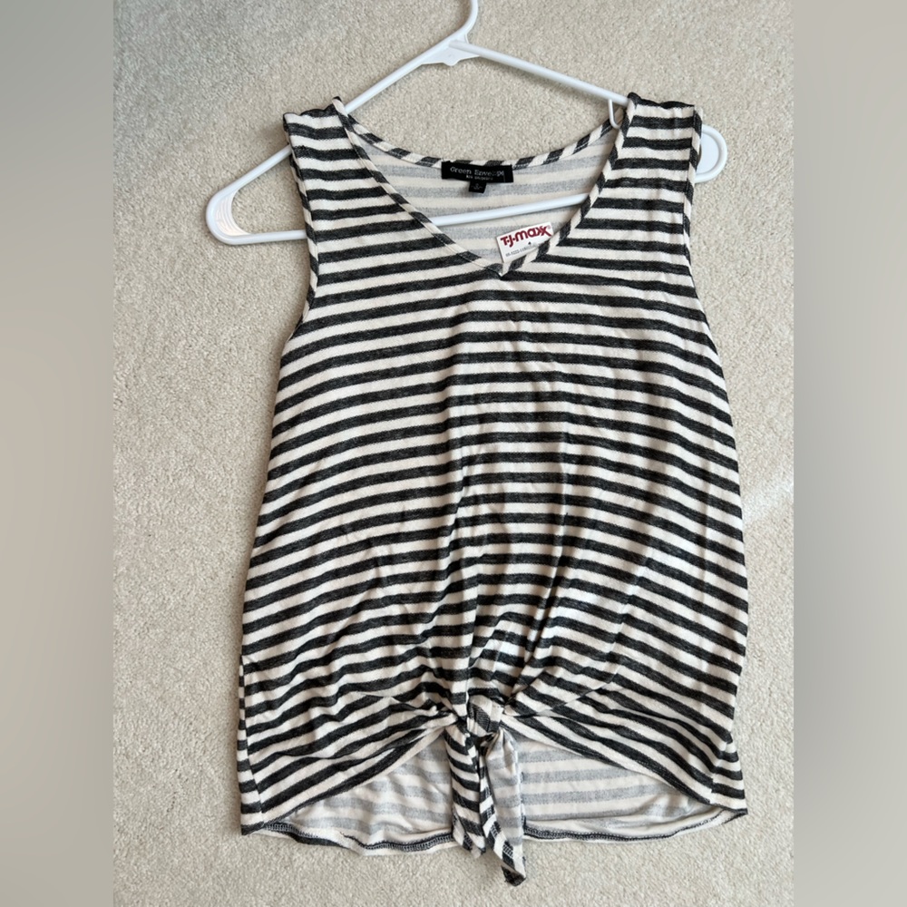 Green Envelope Women’s Top, Size S
